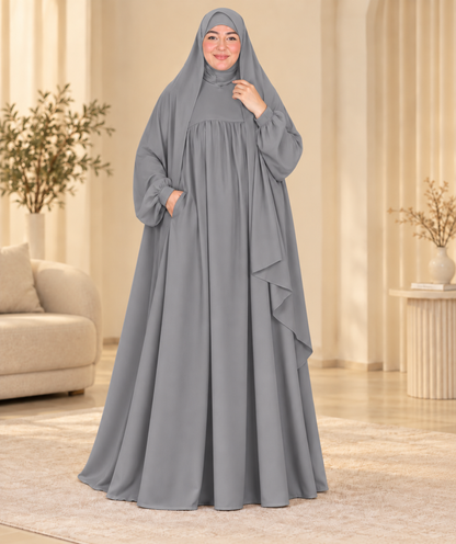 عبائة العمرة و الخرجات اليومية